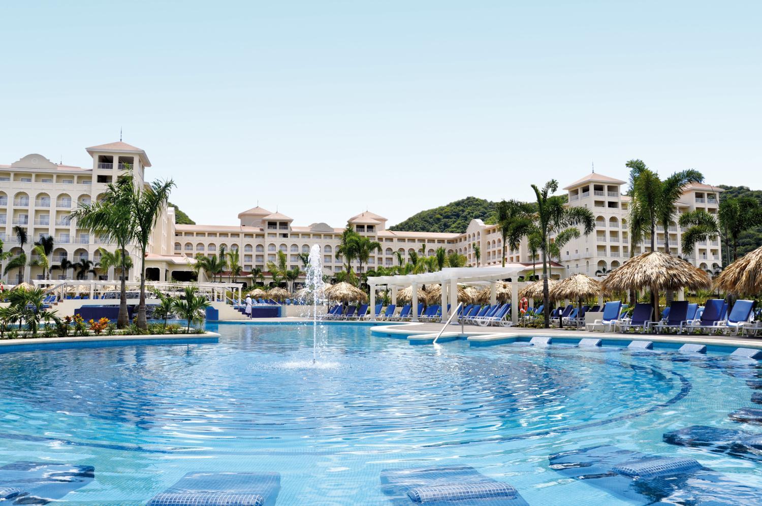 Hotel with all-inclusive - Riu Guanacaste - All Inclusive